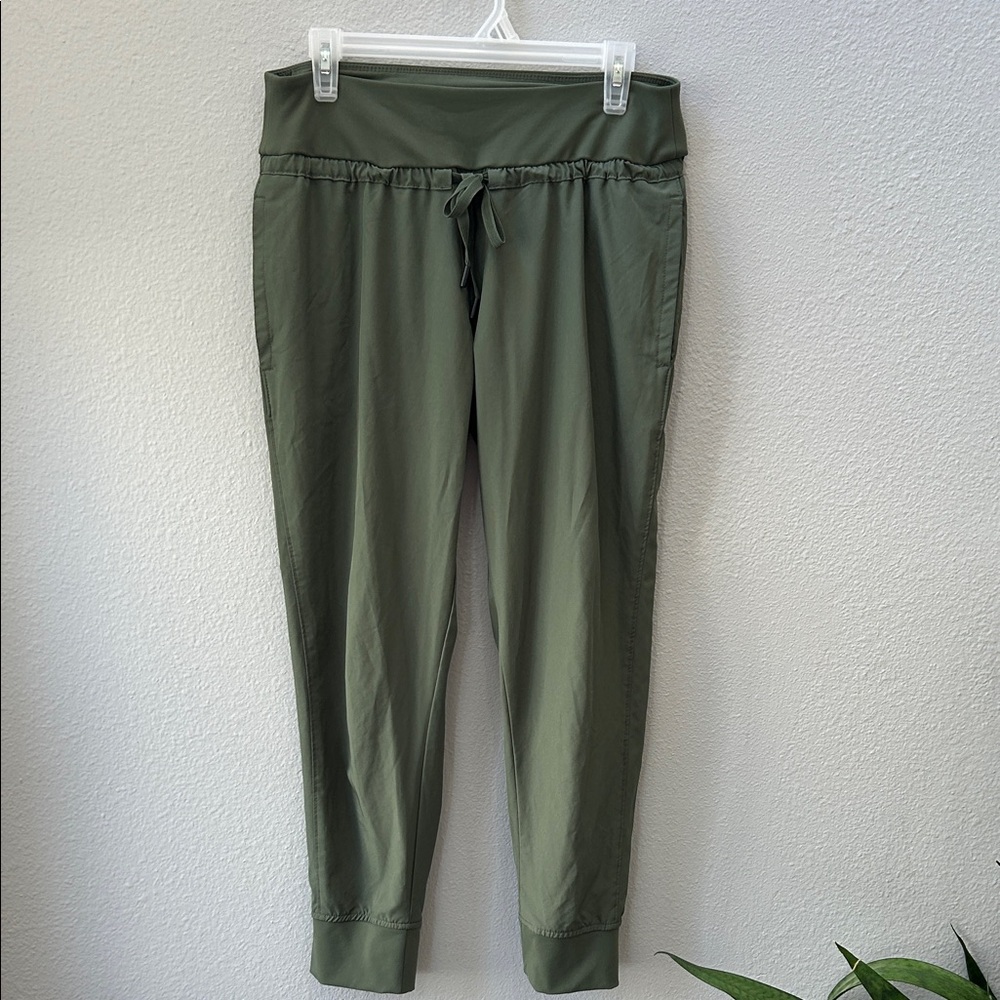 LEG3ND Olive Green Jogger Pants M